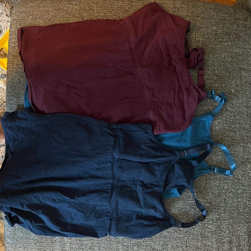 Set of 3 nursing tanks